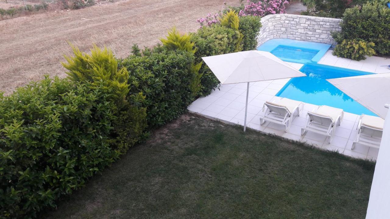 "Villa Kanavos" Apts Matala Exterior foto